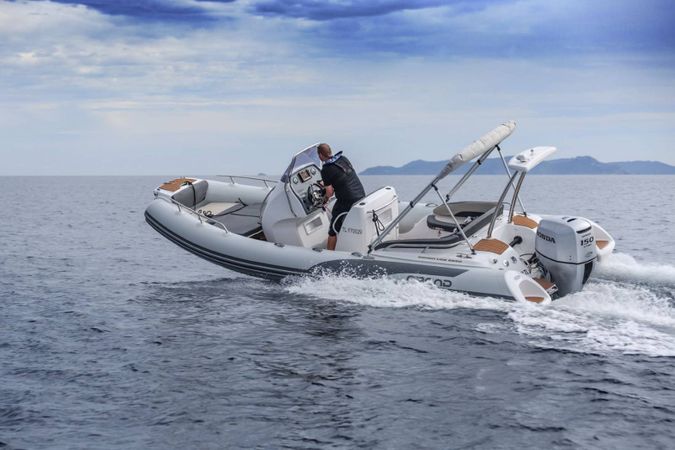 Grand Golden Line G650LF | Chapaumax