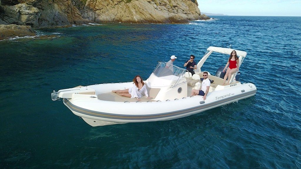 Capelli Tempest 850 | 851