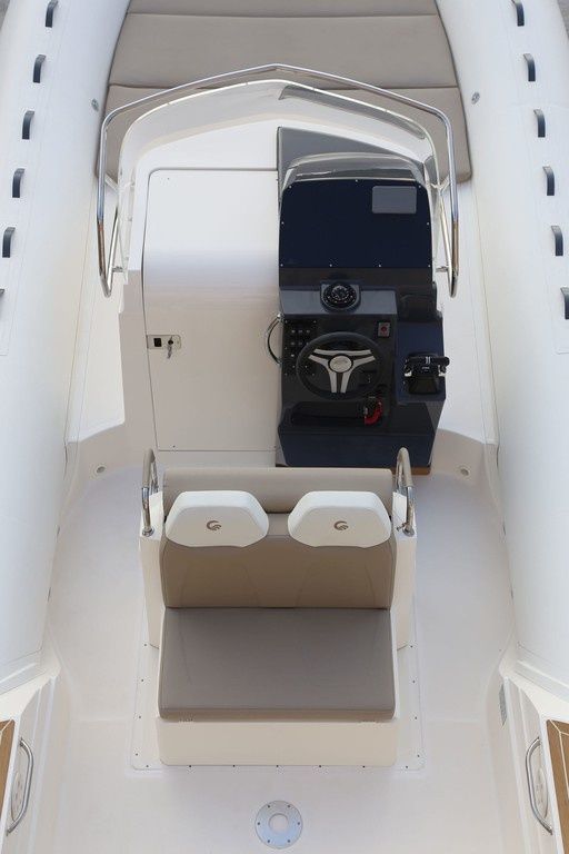 Capelli Tempest 850 | 851