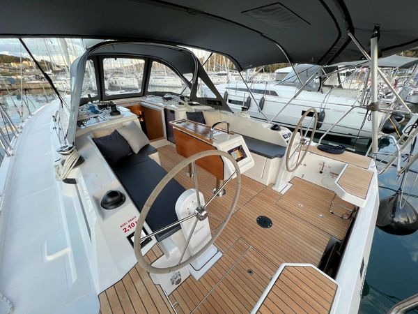 Bavaria C38 | Mala Hana
