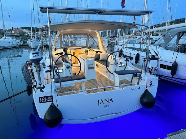 Beneteau Oceanis 38.1 | Jana