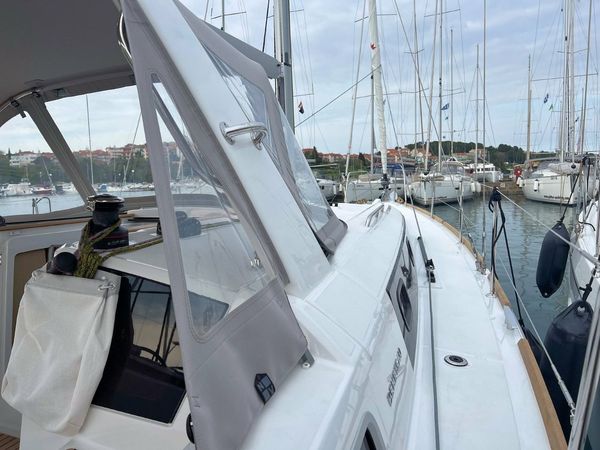 Beneteau Oceanis 38.1 | Jana