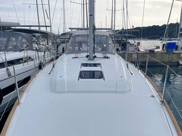 Beneteau Oceanis 38.1 | Jana