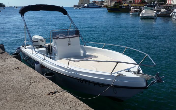 Polyform Triakis 17.5 | Triakis