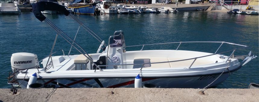 Polyform Triakis 17.5 | Triakis