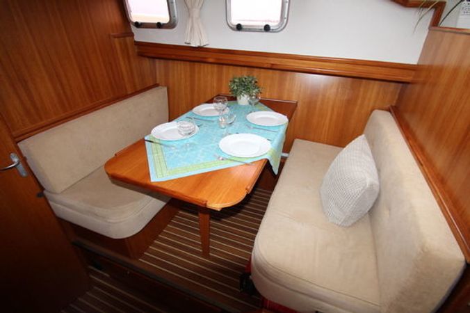 Pedro Levanto 970 | Lucky