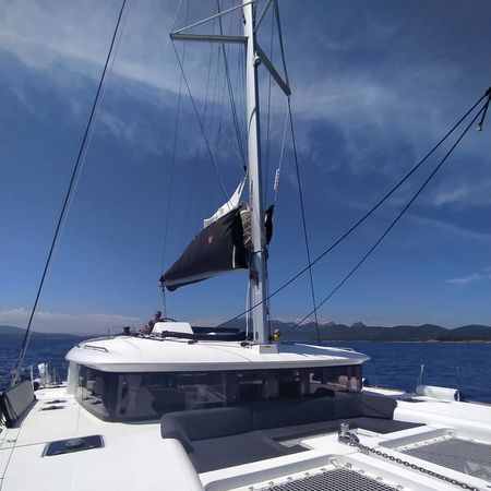 Lagoon 450 F | Pollo