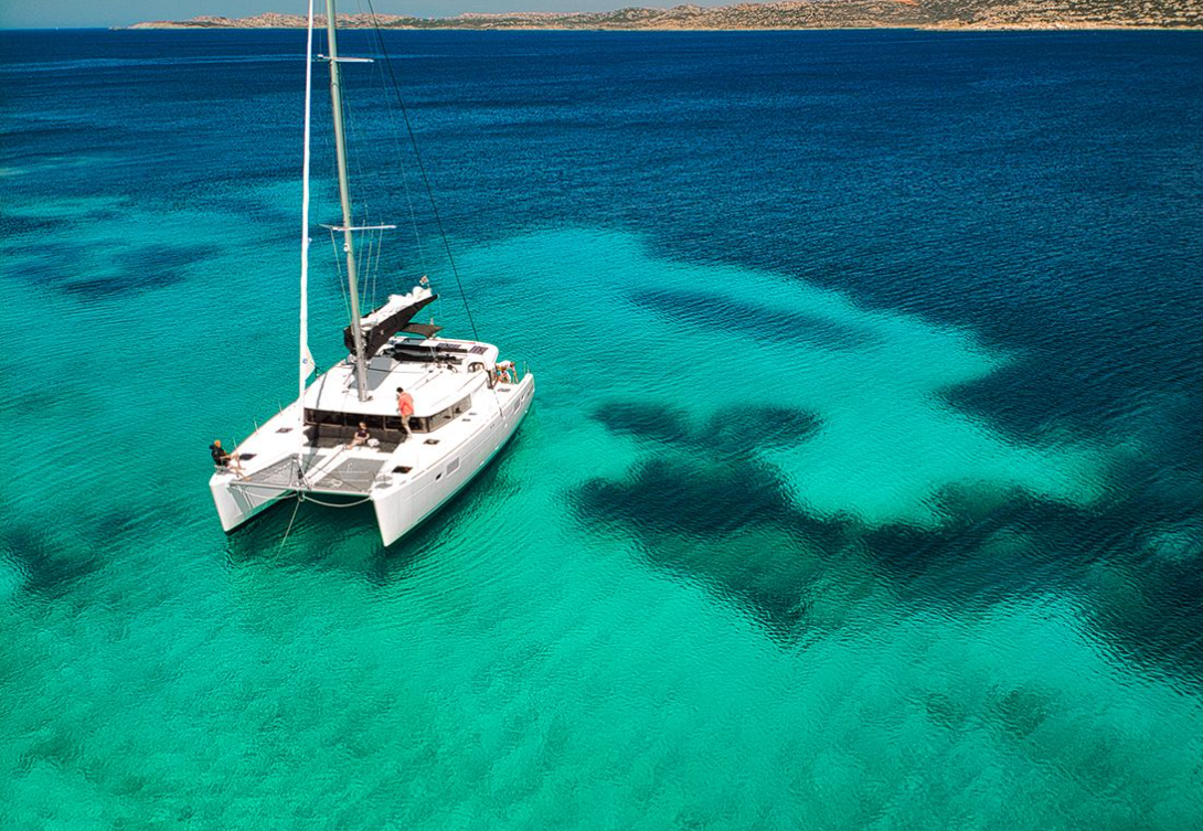 Lagoon 450 F | Pollo