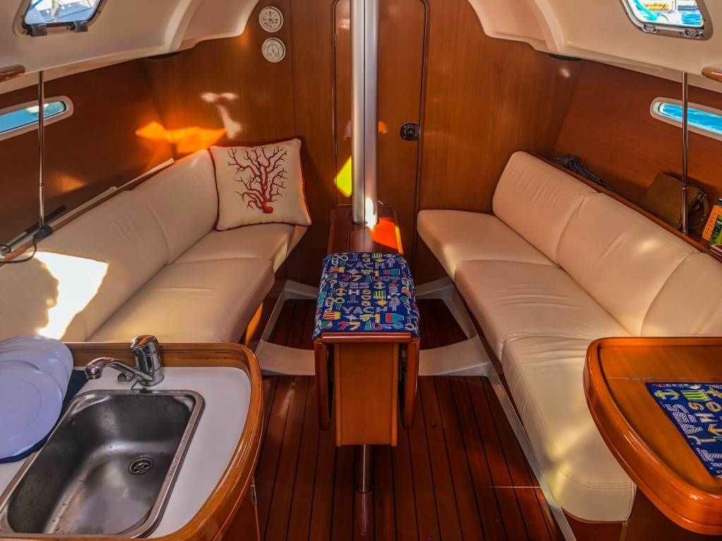 Beneteau First 31.7 | Finisterrae