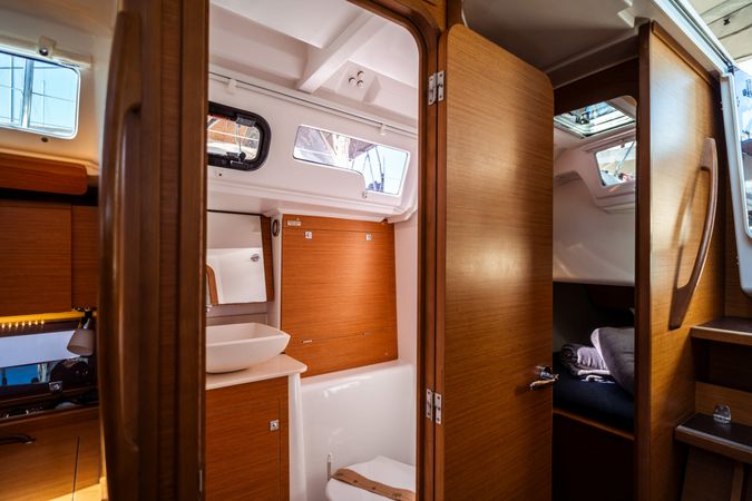 Dufour 360 | Monia
