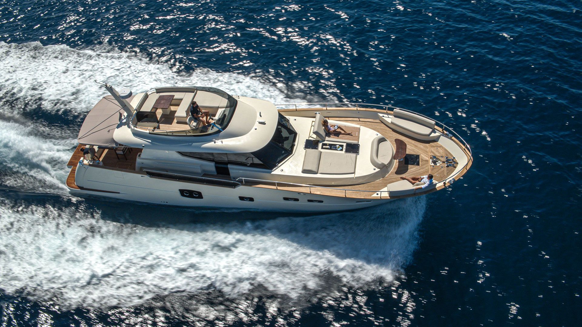 Monachus 70 Fly | Panta Rei