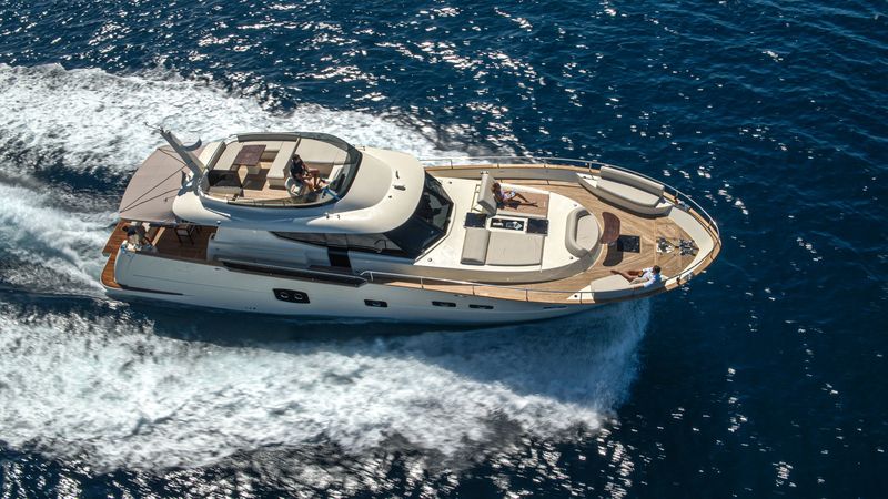 Monachus 70 Fly | Panta Rei