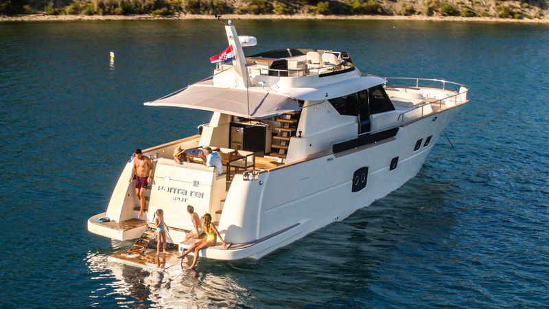 Monachus 70 Fly | Panta Rei