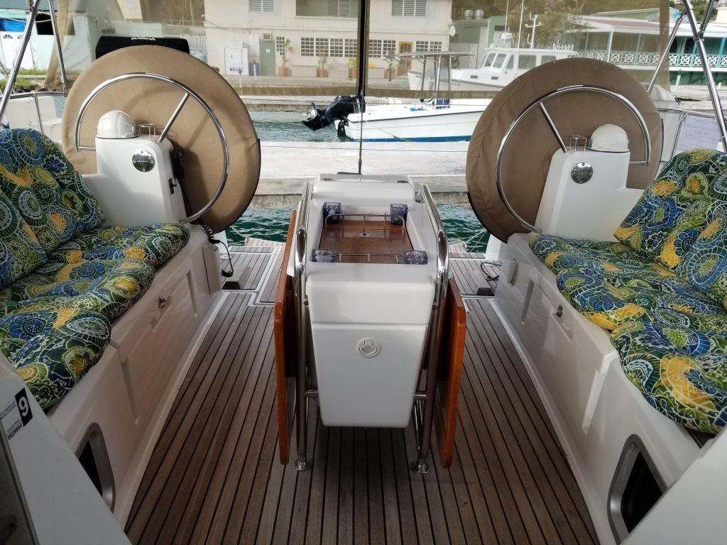 Jeanneau 469 | Silver Girl