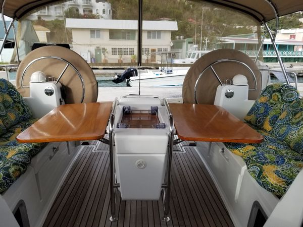 Jeanneau 469 | Silver Girl