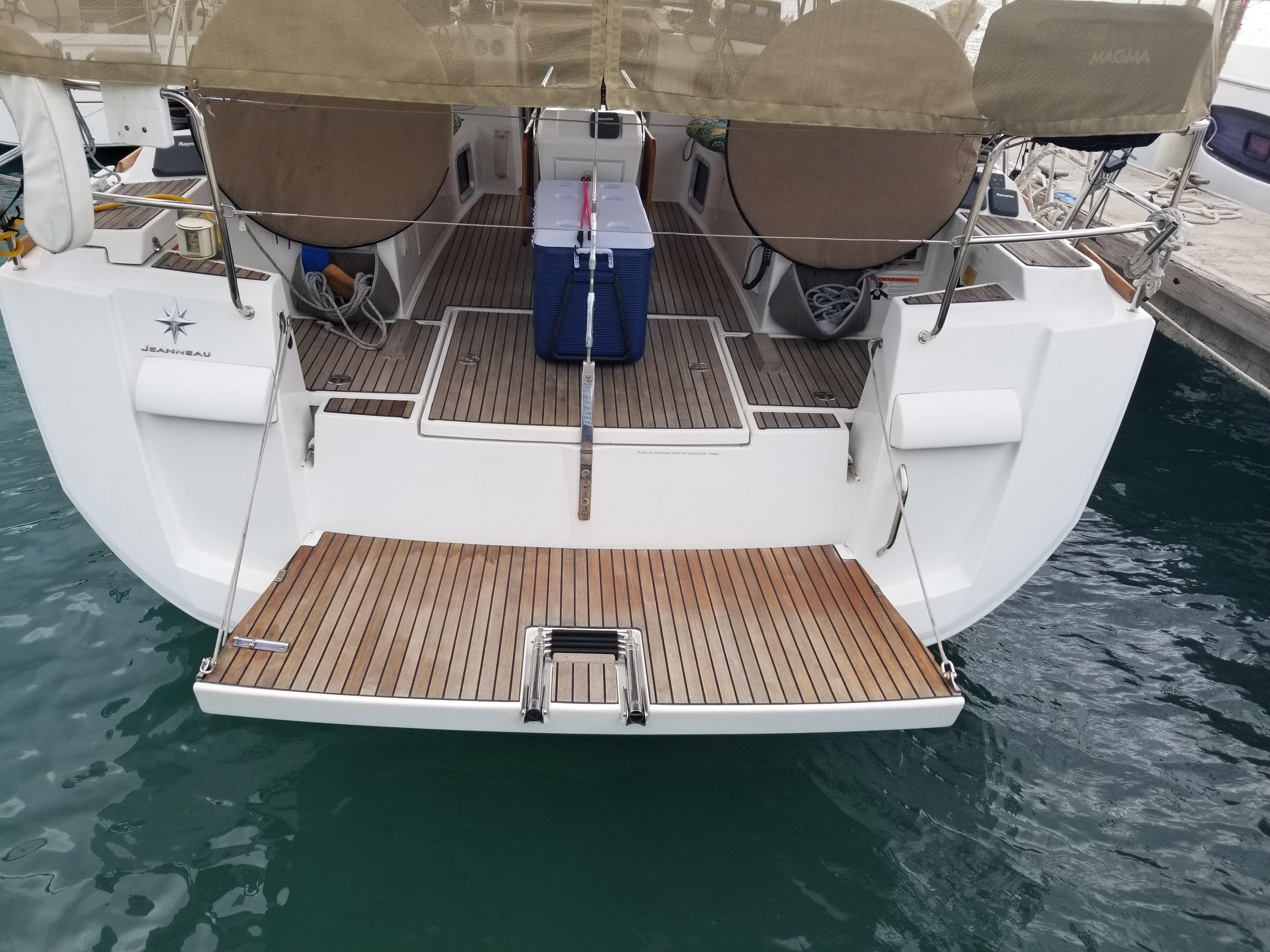 Jeanneau 469 | Silver Girl