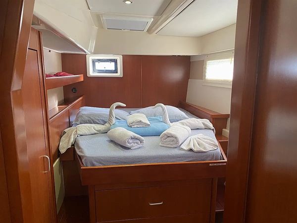 Leopard 48 | Zumbrota