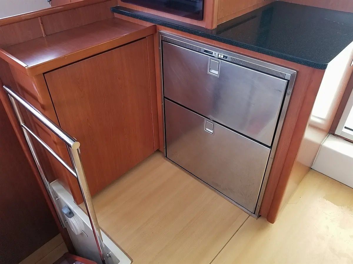 Leopard 48 | Zumbrota