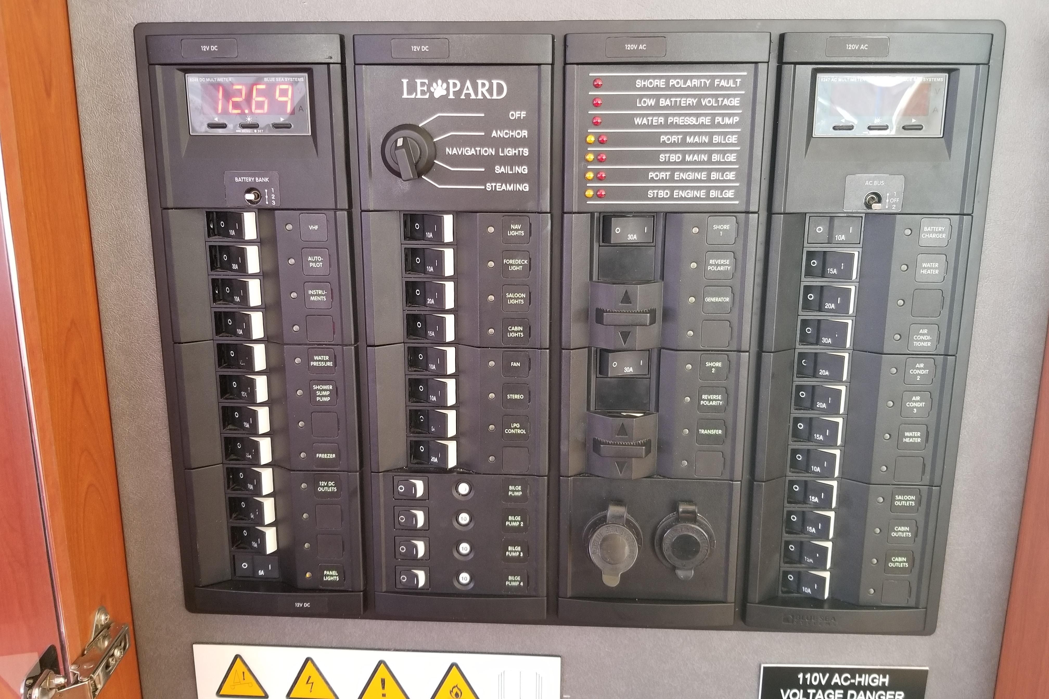 Leopard 48 | Zumbrota