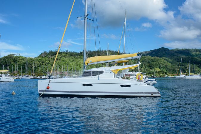 Fountaine Pajot Mahe 36 | Vana