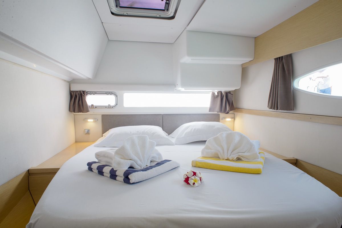 Fountaine Pajot Helia 44 | Omoa