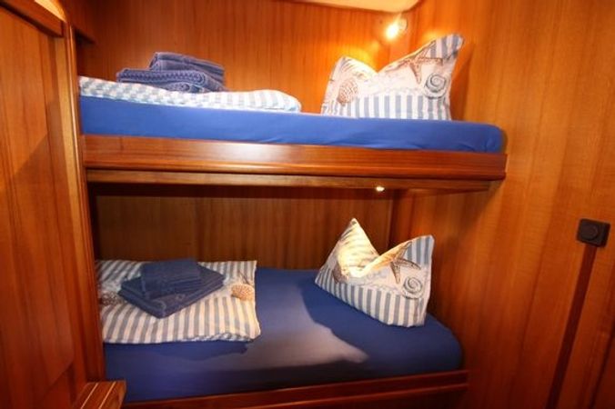 Pedro Levanto 1340 | Paradise