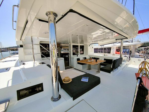 Lagoon 52 F | Zanzibar