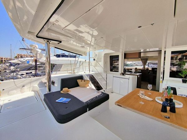 Lagoon 52 F | Zanzibar