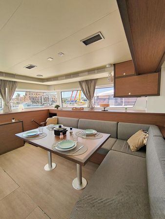 Lagoon 52 F | Zanzibar