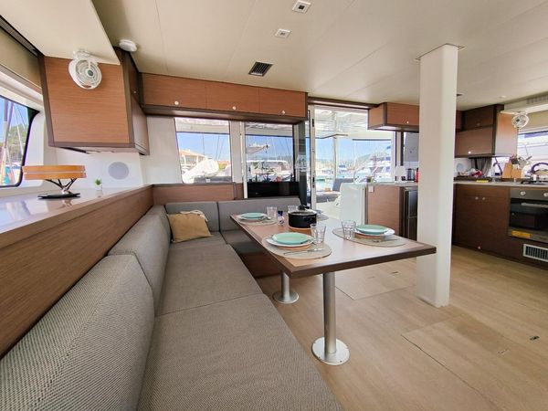 Lagoon 52 F | Zanzibar