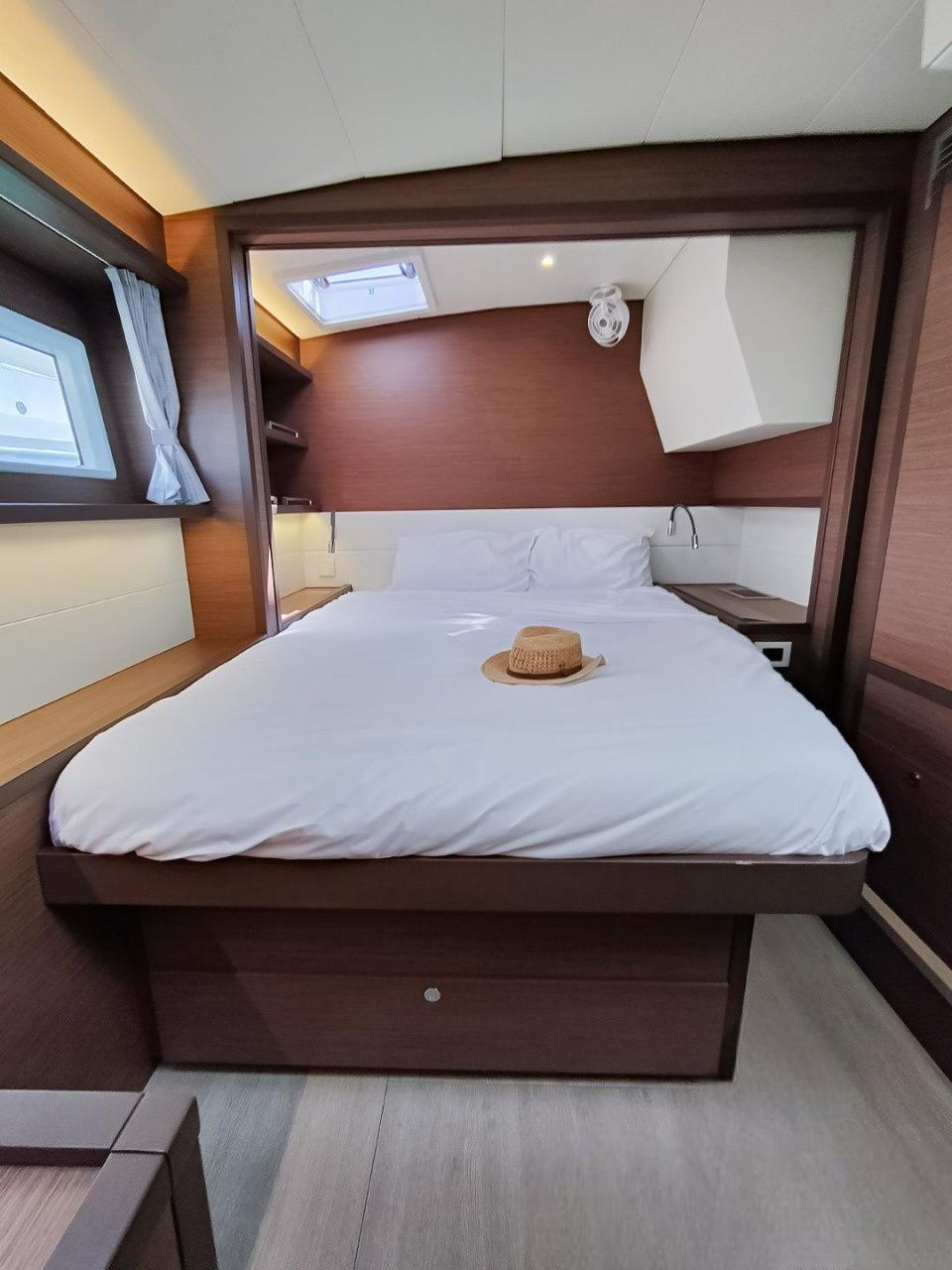 Lagoon 52 F | Zanzibar