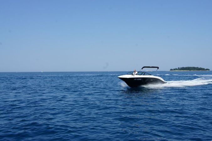 Sea Ray 210 | Black Diamond 2