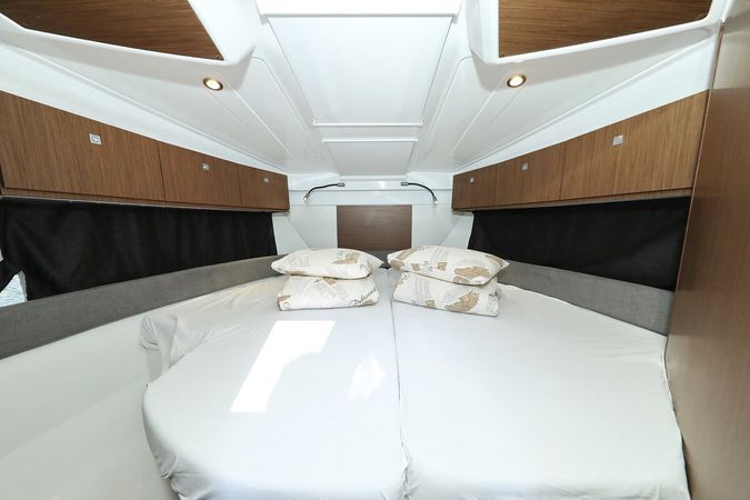 Beneteau Antares 9 | Freeya