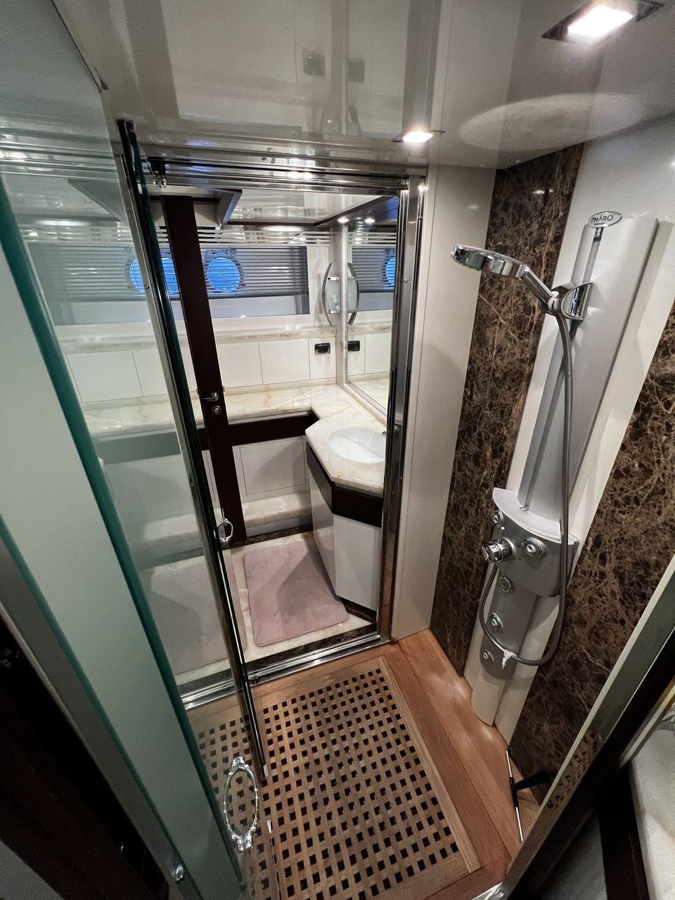 Dominator 680 | Quo Vadis