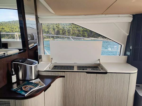 Azimut 55 | Be Happy