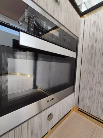 Azimut 55 | Be Happy