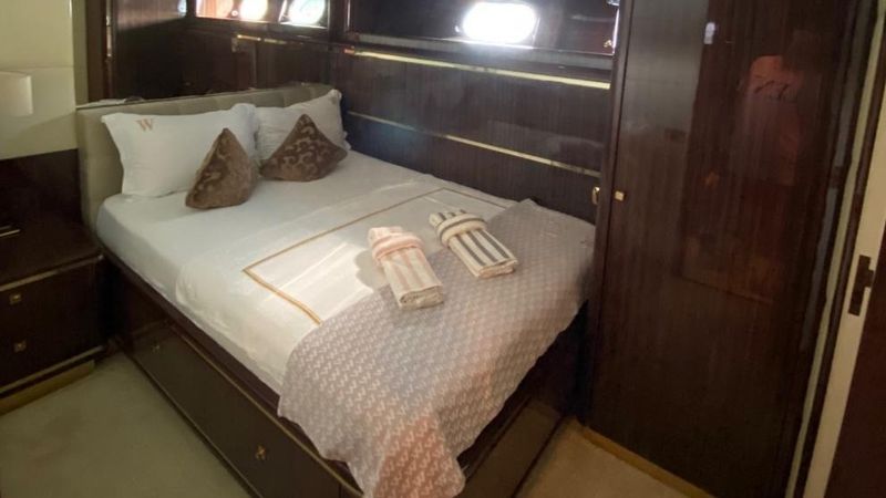 Leopard 105 | White Pearl