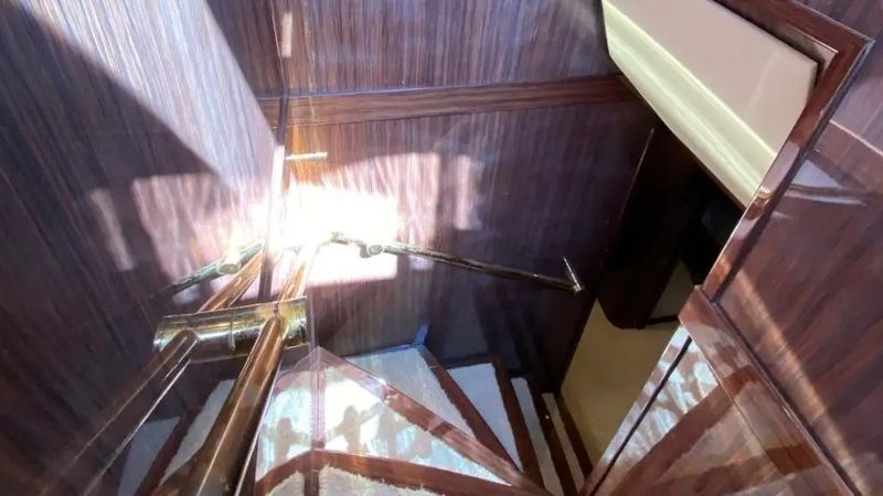 Leopard 105 | White Pearl