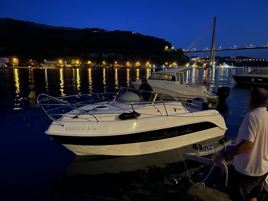 Italmar 18 | Basilica 18