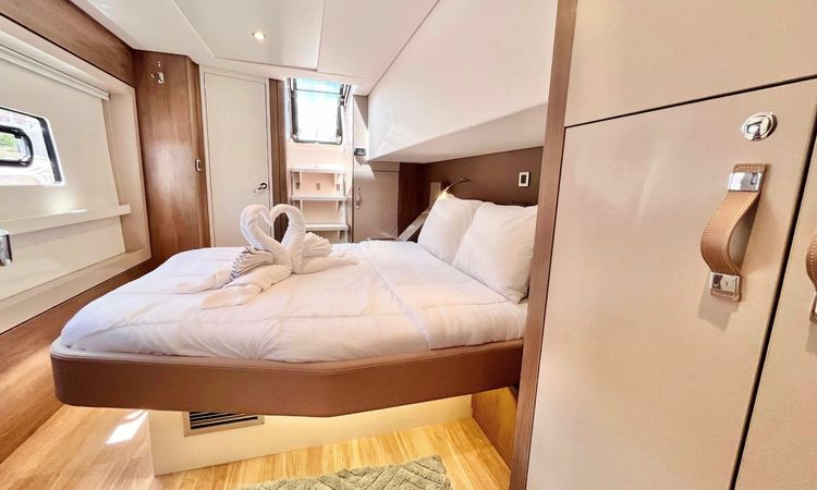 Bali 4.8 | CattyShack