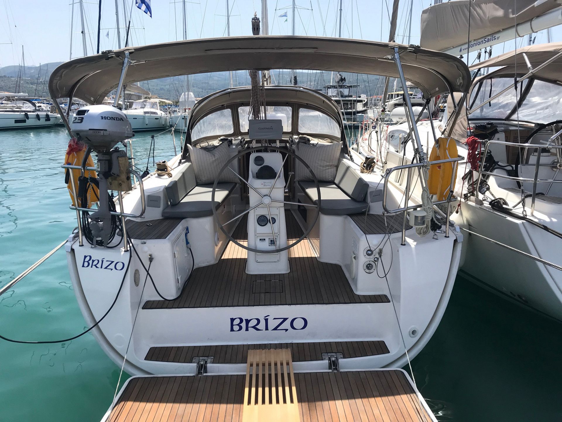 Bavaria Cruiser 33 | Brizo
