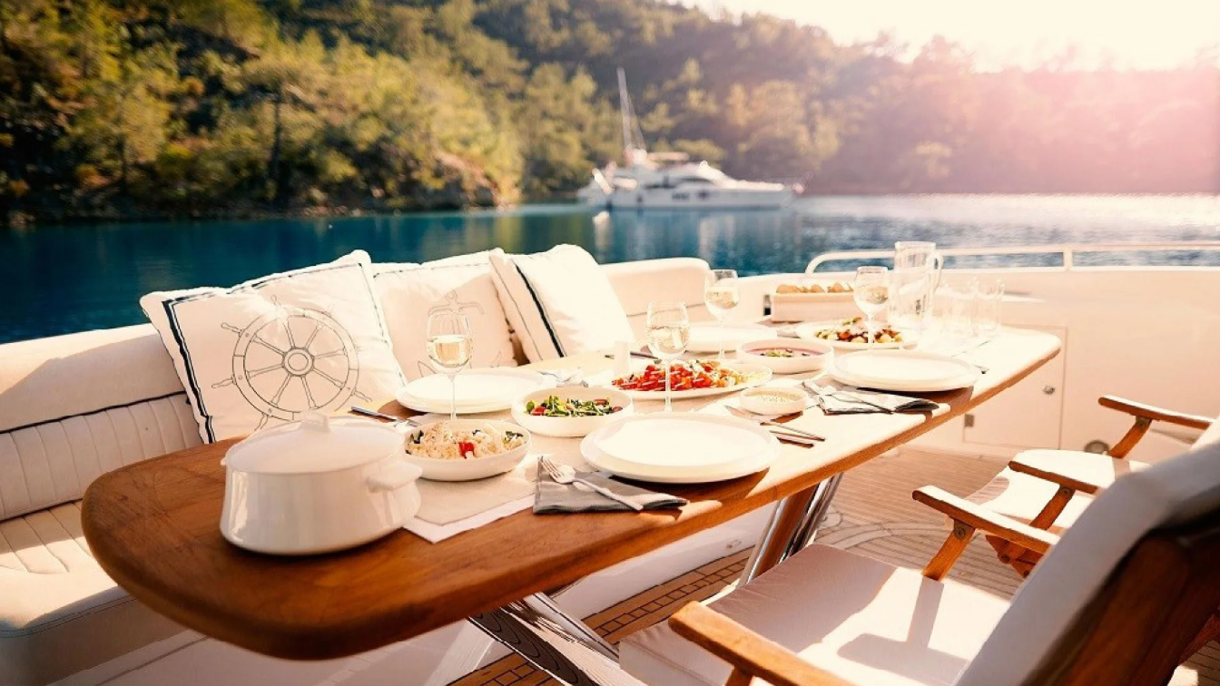 Sunseeker Manhattan 80 | Vogue