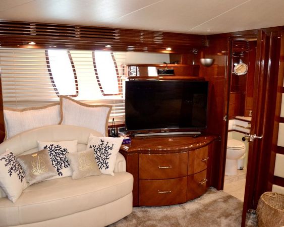 Marquis 69 | Imagine