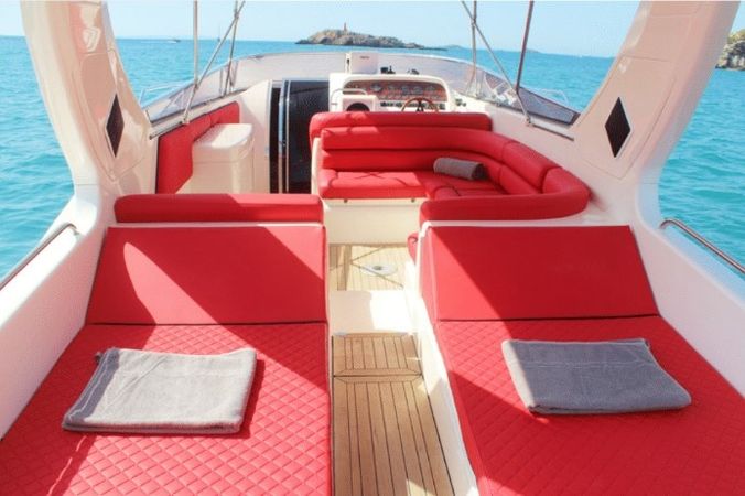 Sunseeker Apache 45 | La Gata