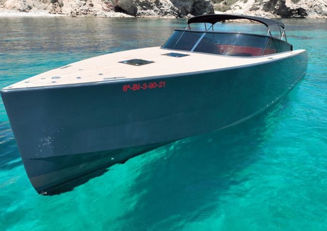 Van Dutch 40 | Apple