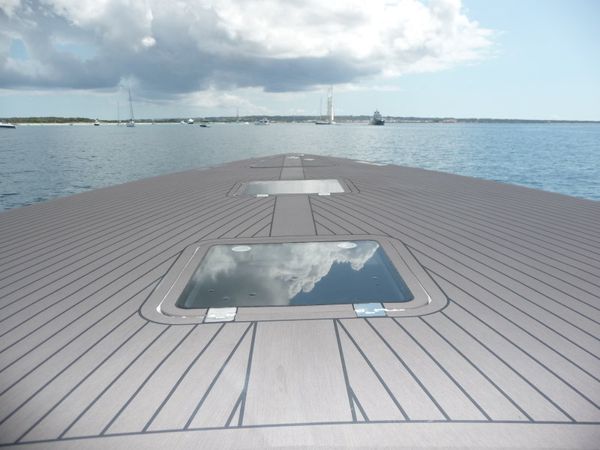 Van Dutch 40 | The New Smile