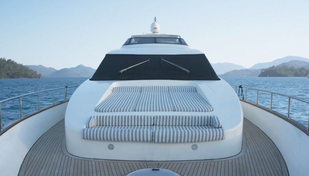 Azimut 85 F | Stoli