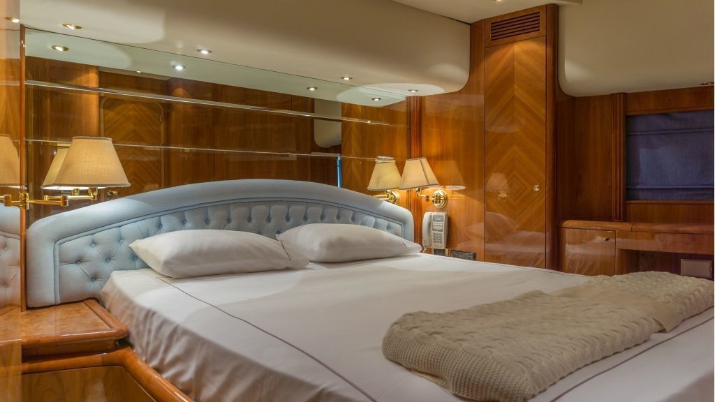 Azimut 85 F | Stoli