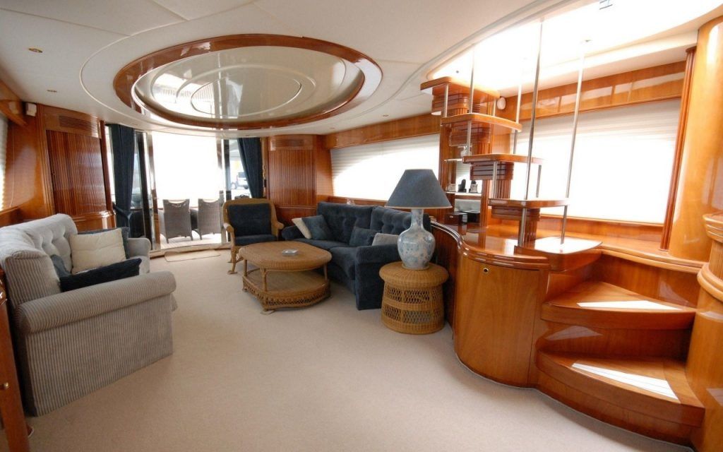 Azimut 85 F | Stoli
