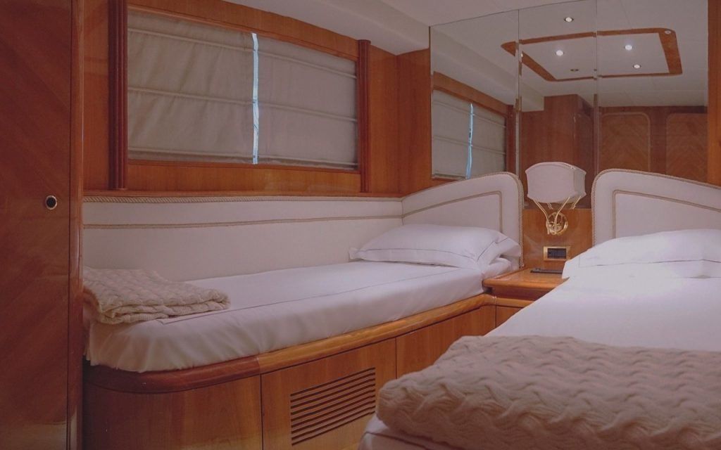 Azimut 85 F | Stoli